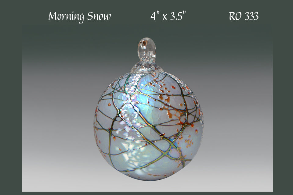 Round Ornament: Morning Snow